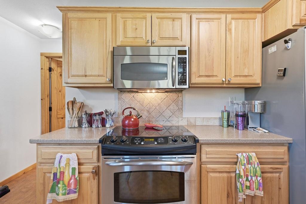220 Garden Ln - Photo 16