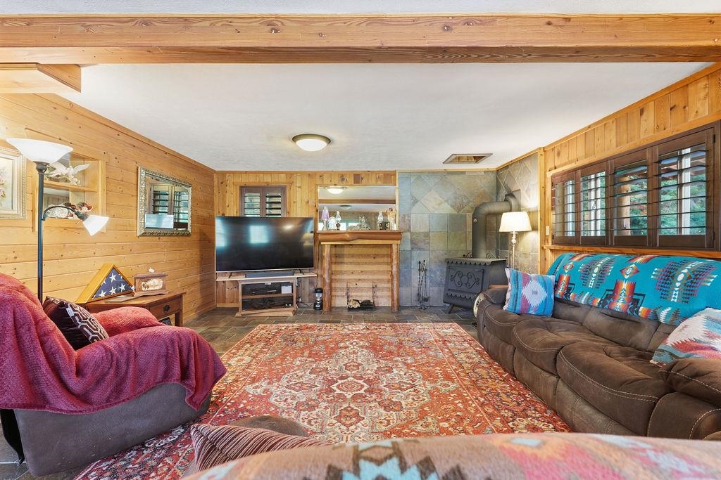 220 Garden Ln - Photo 4
