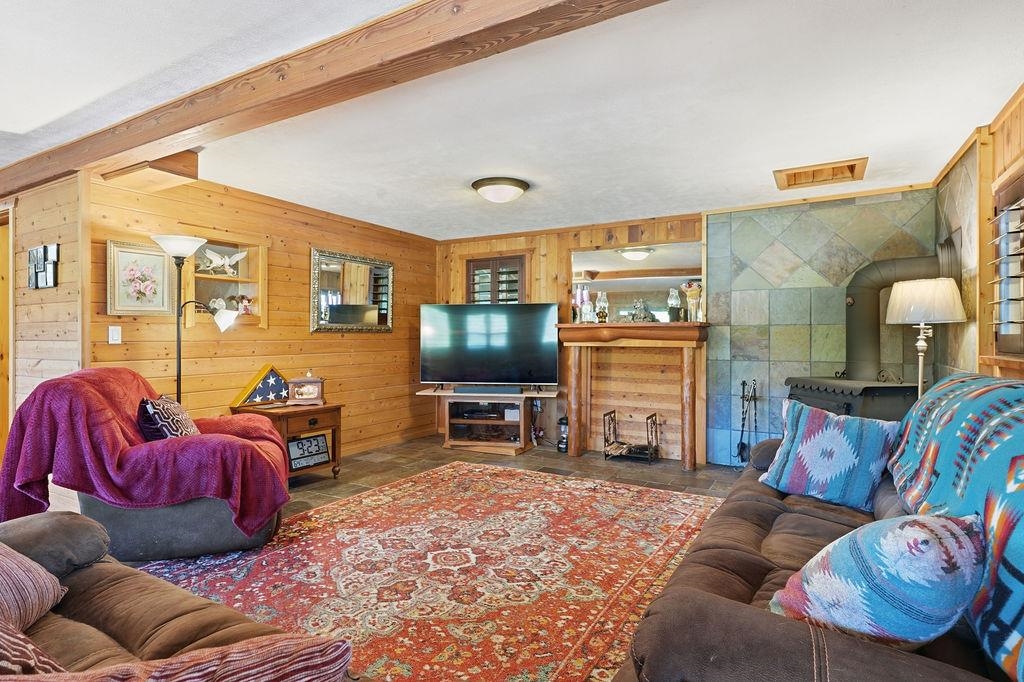 220 Garden Ln - Photo 5