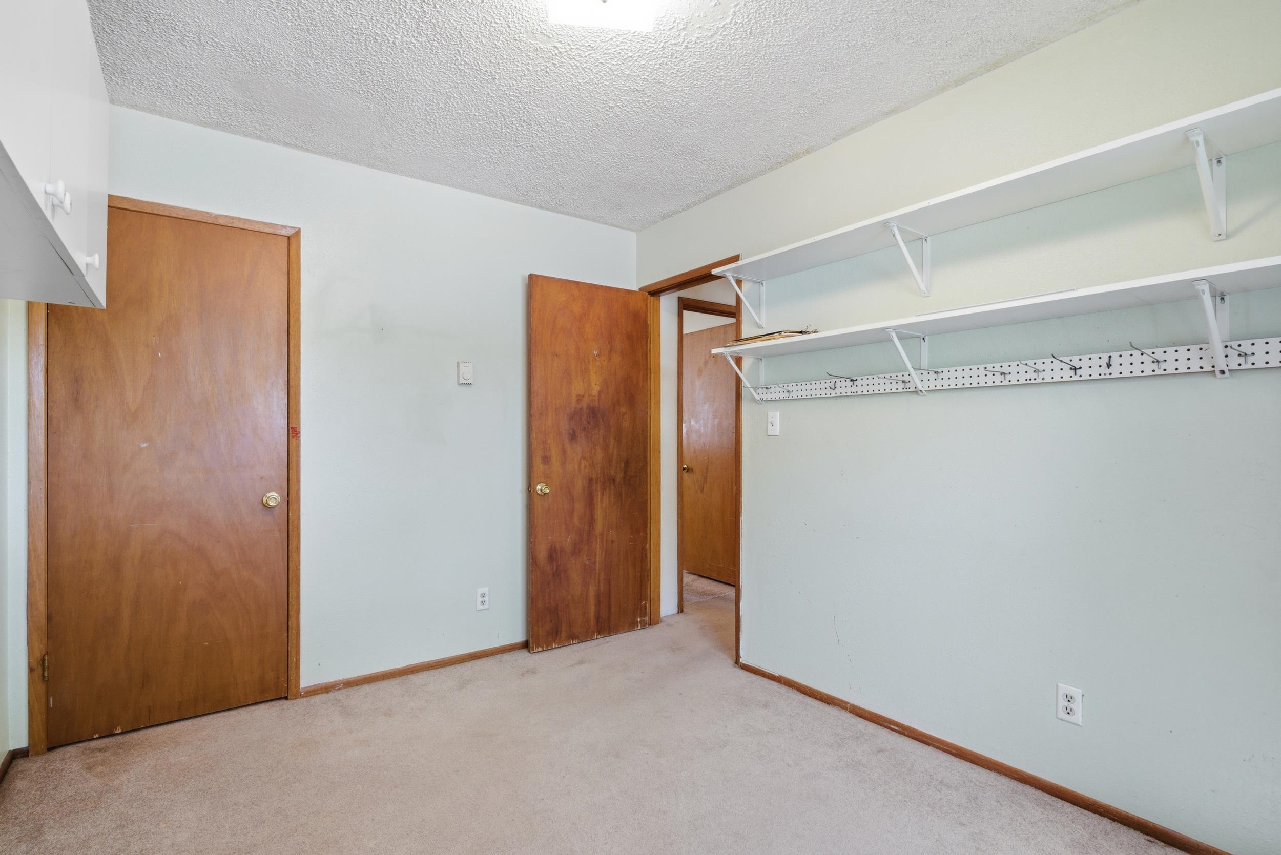 820 W Spruce St - Photo 16