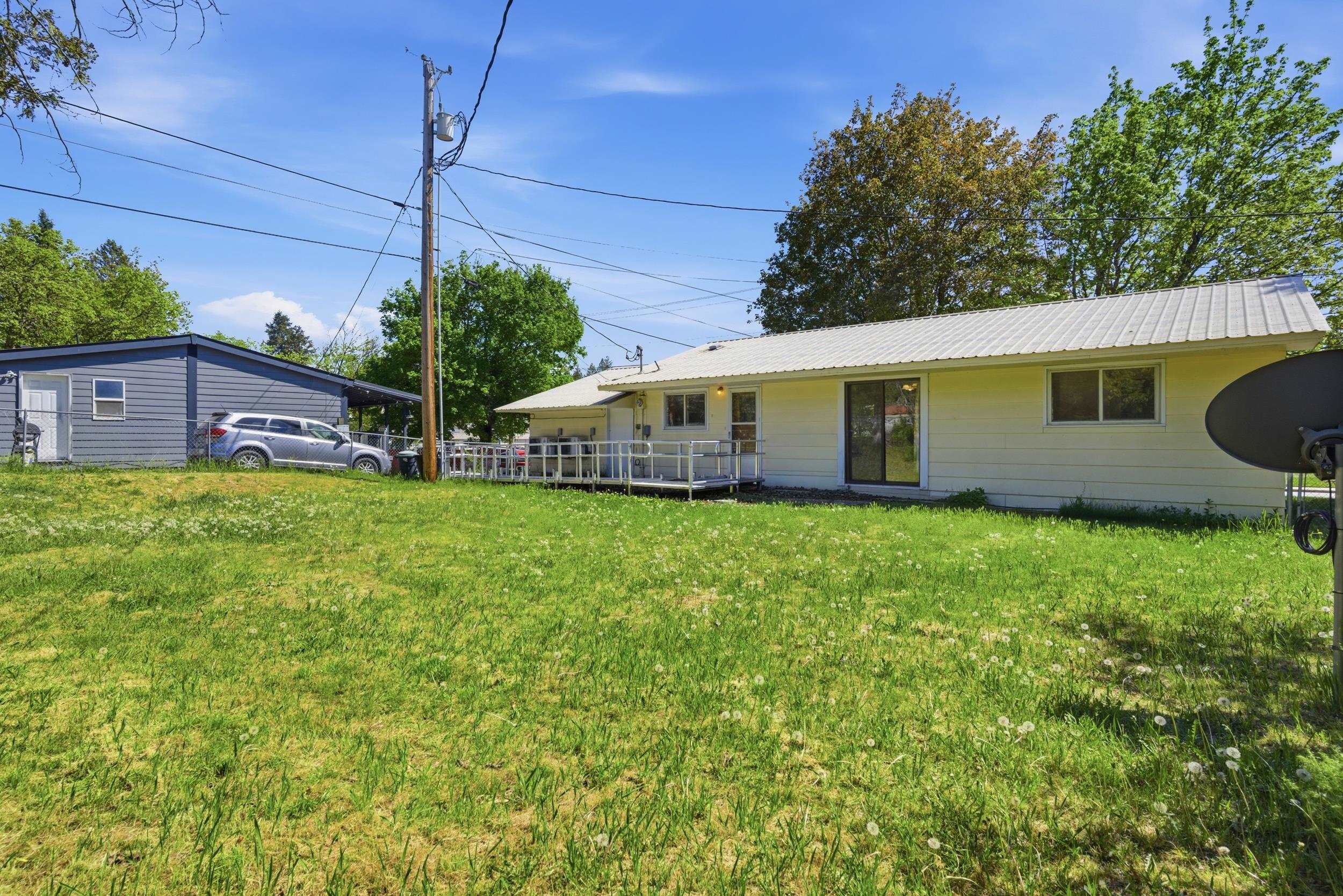 820 W Spruce St - Photo 28