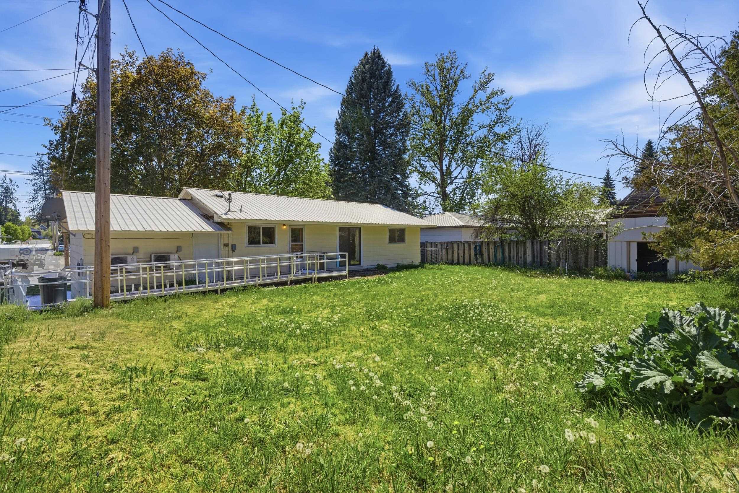 820 W Spruce St - Photo 30