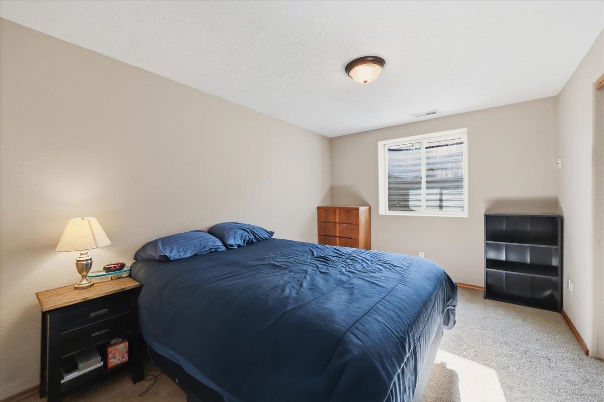 18115 E 11th Ave Ave - Photo 28