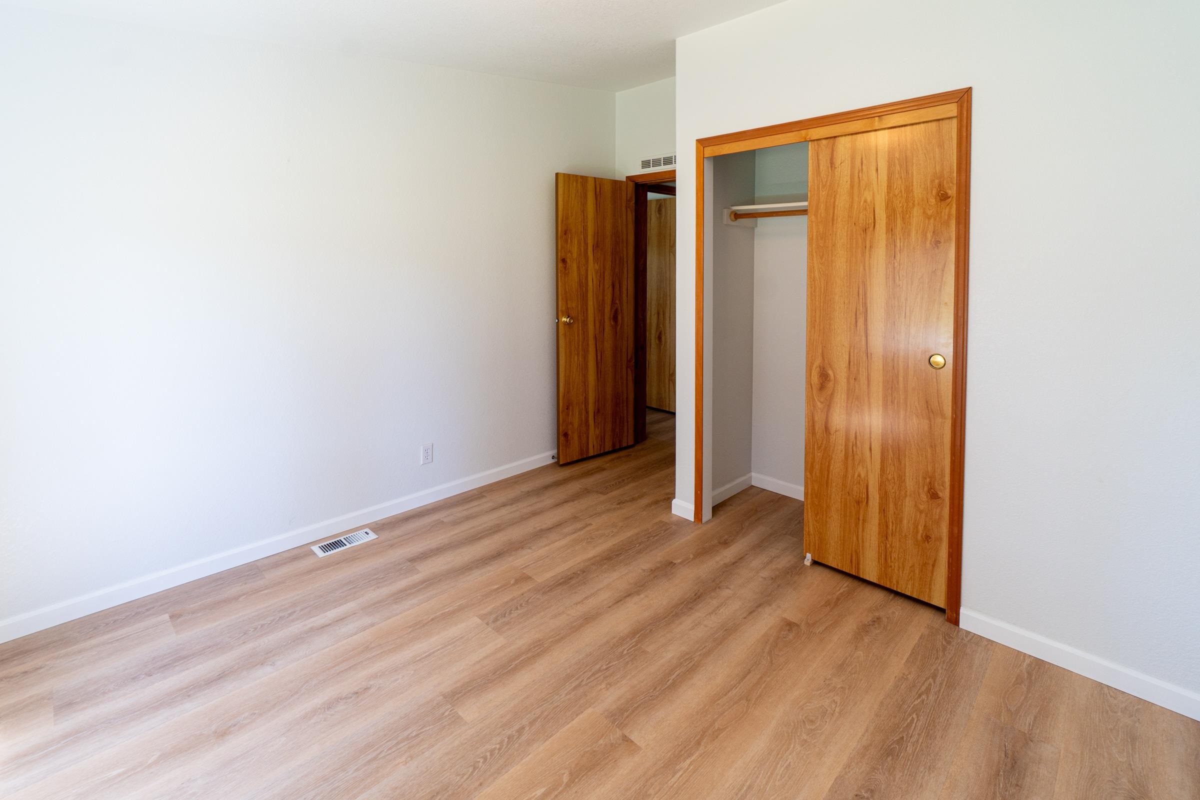 6571 Lake Forest Dr - Photo 29