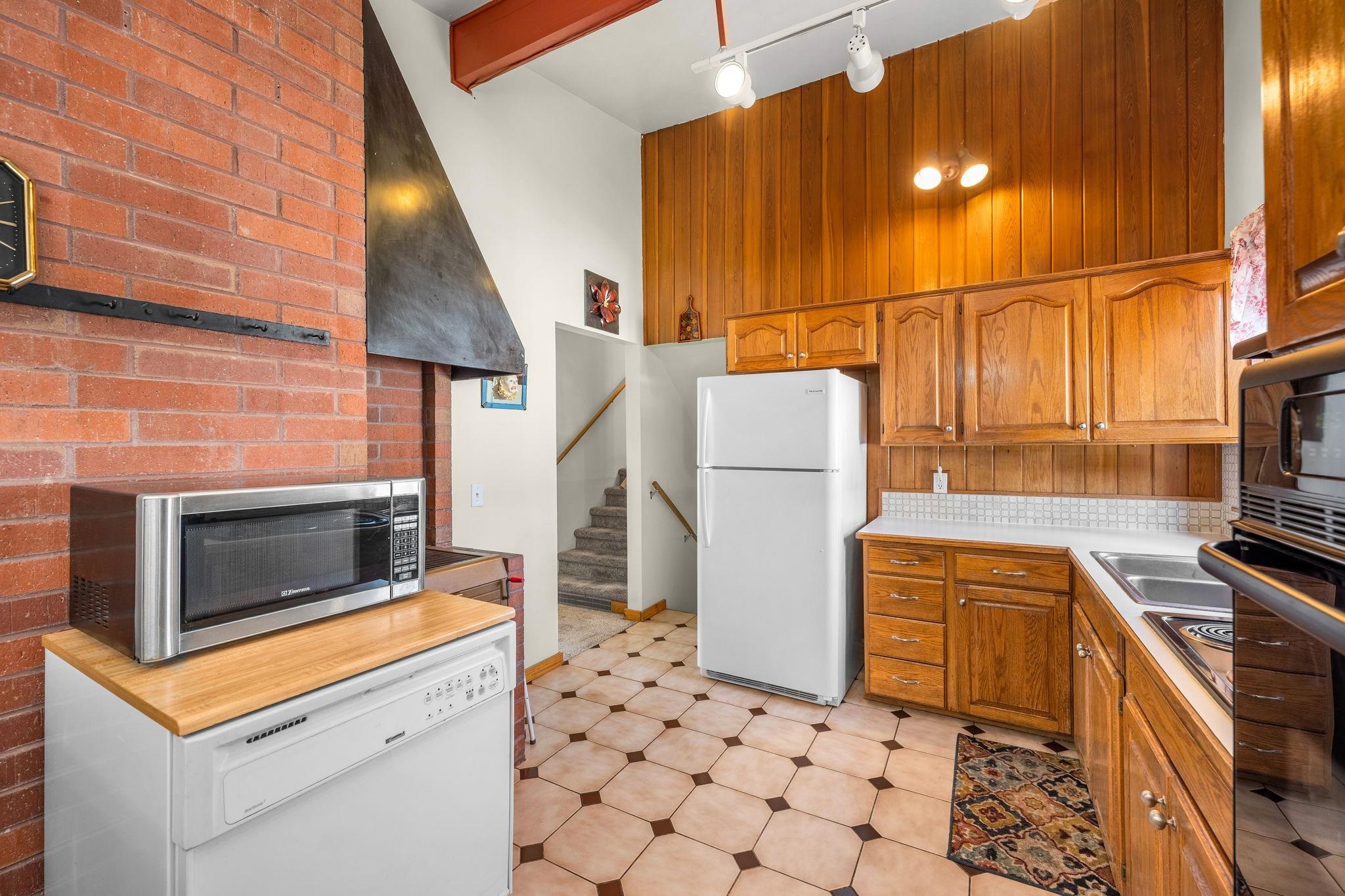 6612 N Monroe St - Photo 9