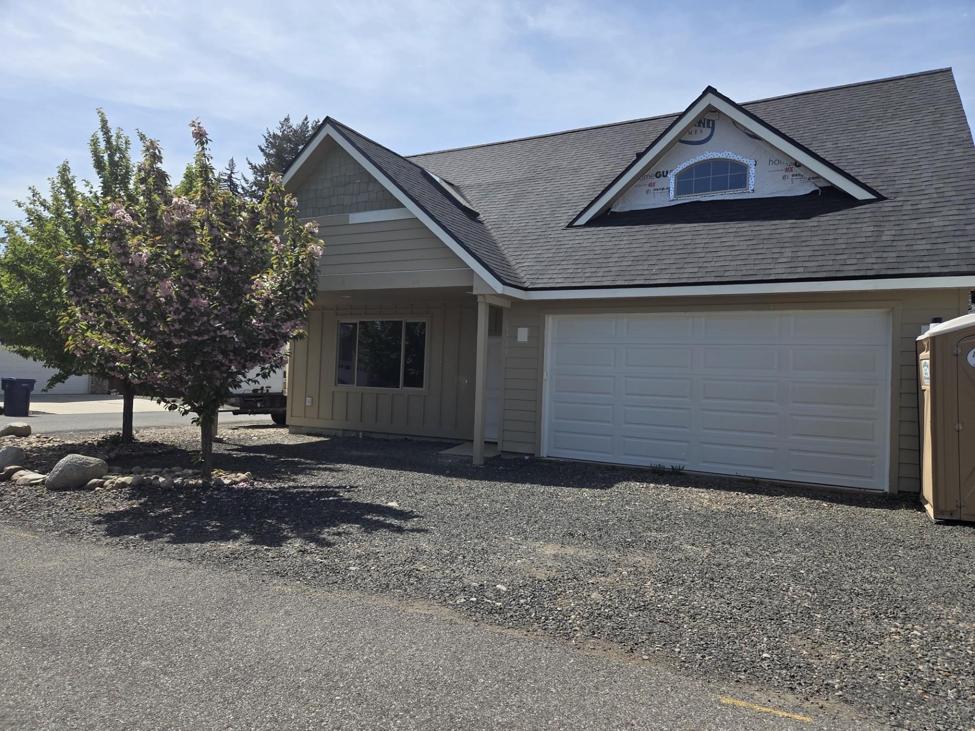 9715 E Main Ln - Photo 2