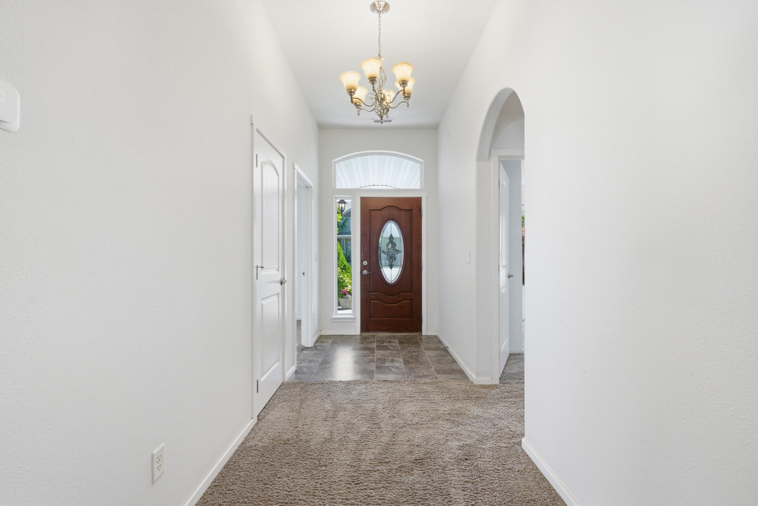 2610 W Parkway Dr - Photo 3