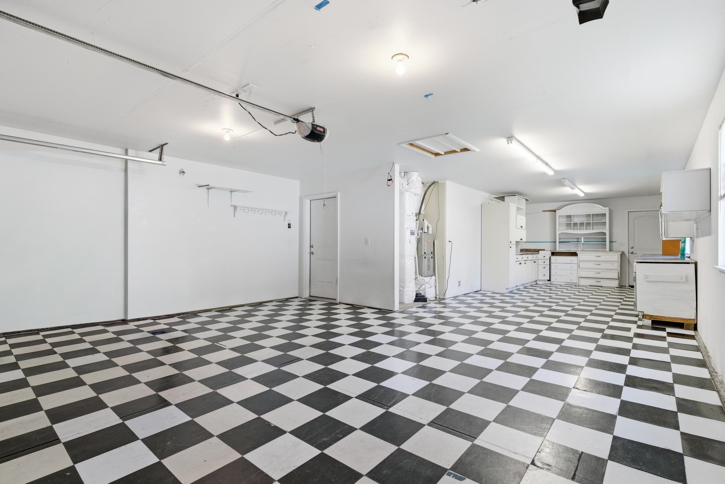 2610 W Parkway Dr - Photo 27