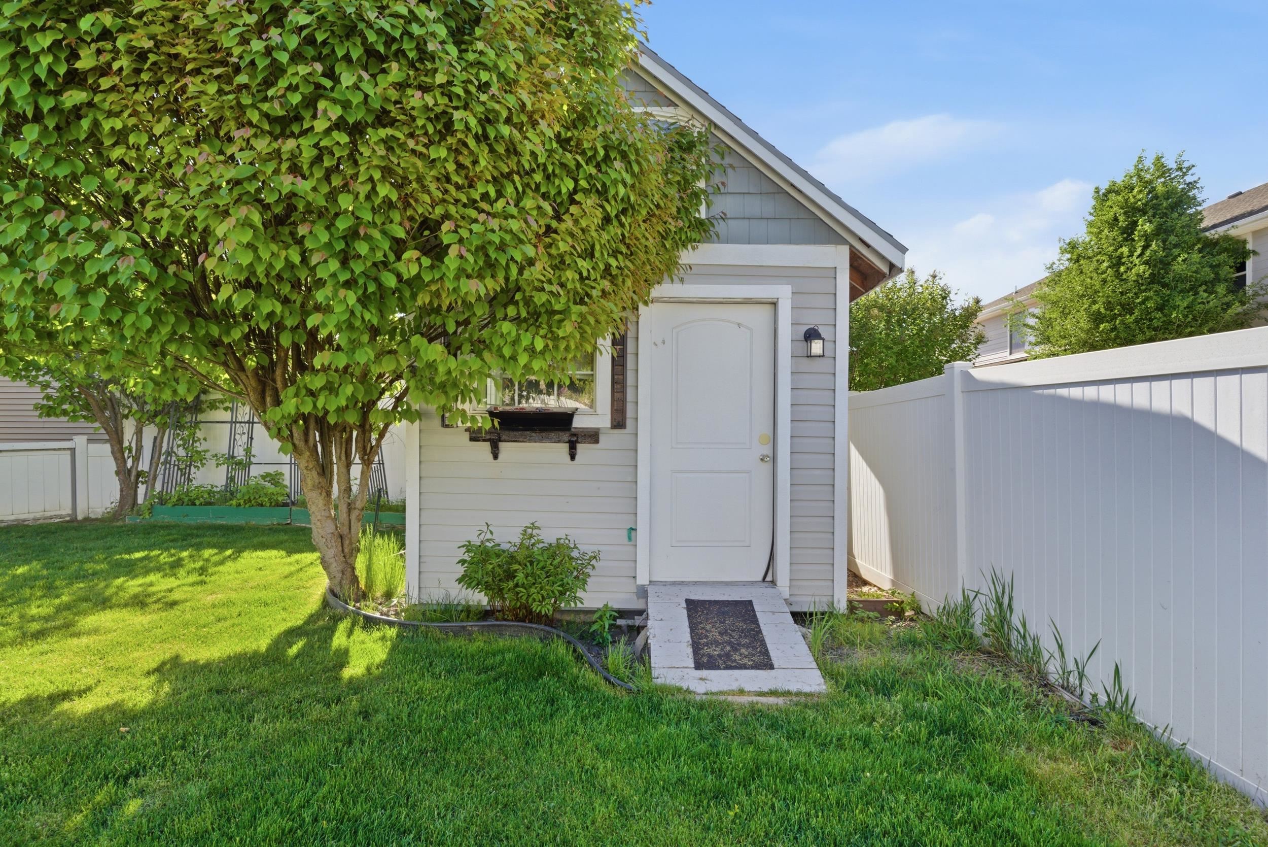2610 W Parkway Dr - Photo 35