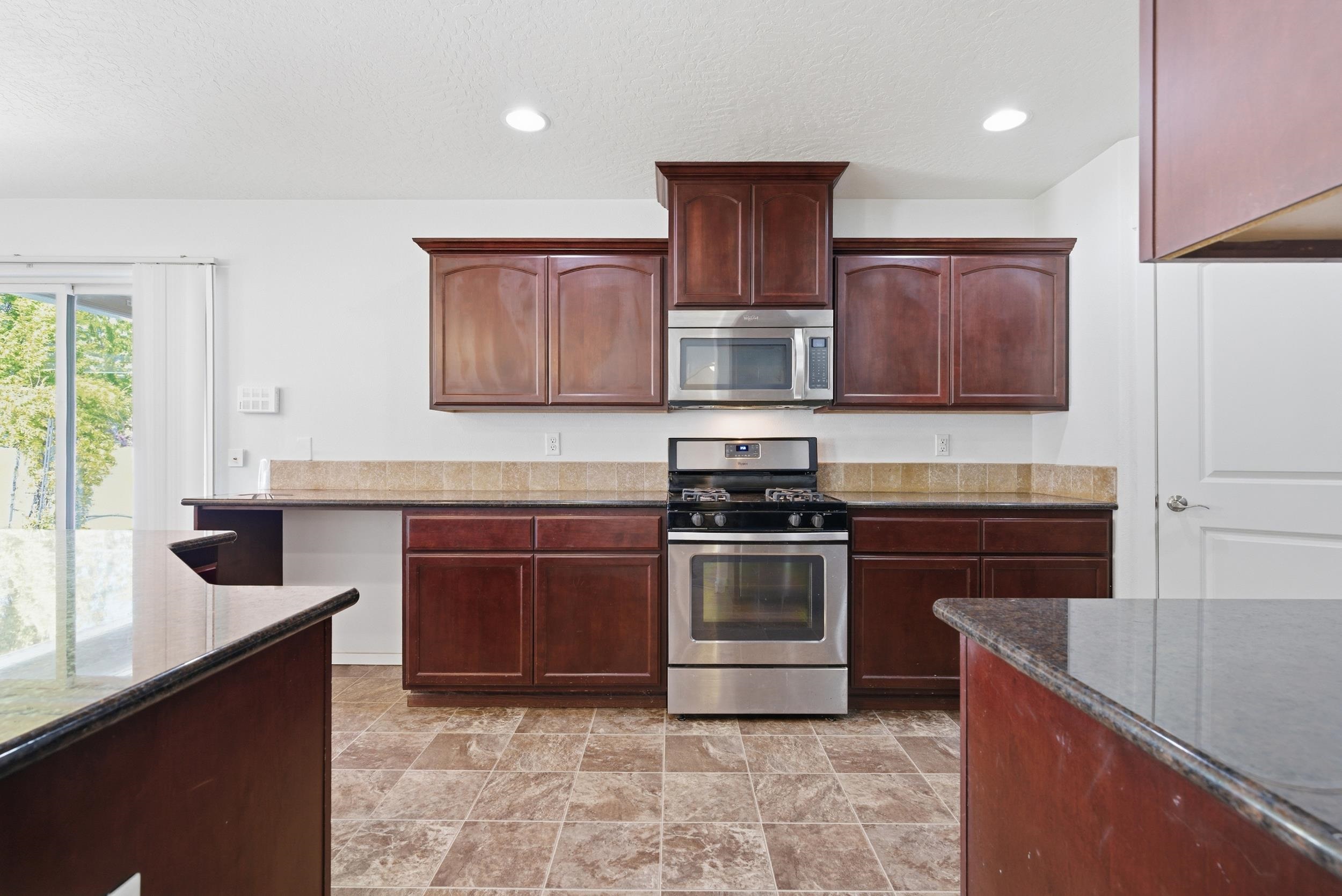 2610 W Parkway Dr - Photo 9
