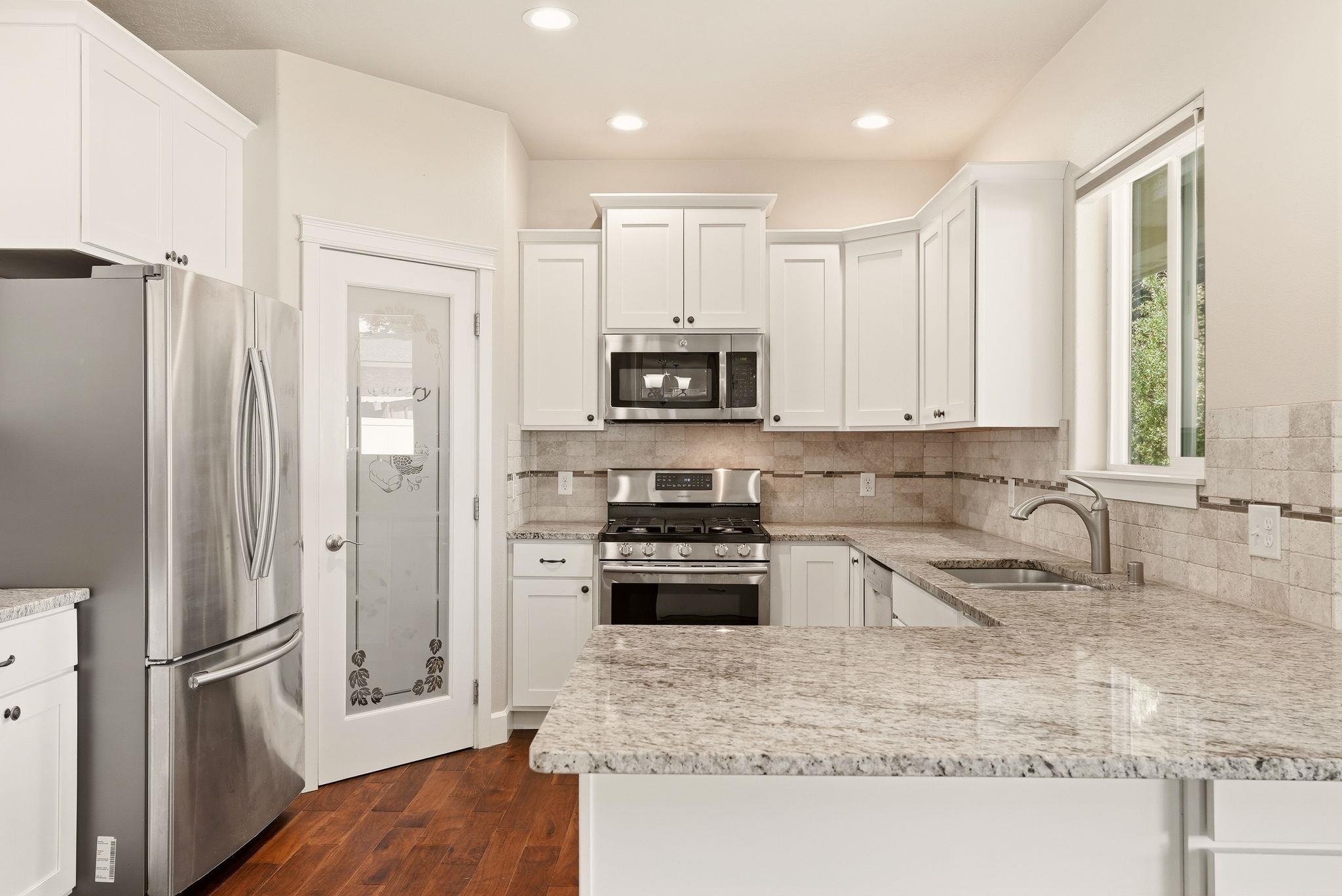 7521 N E St - Photo 14