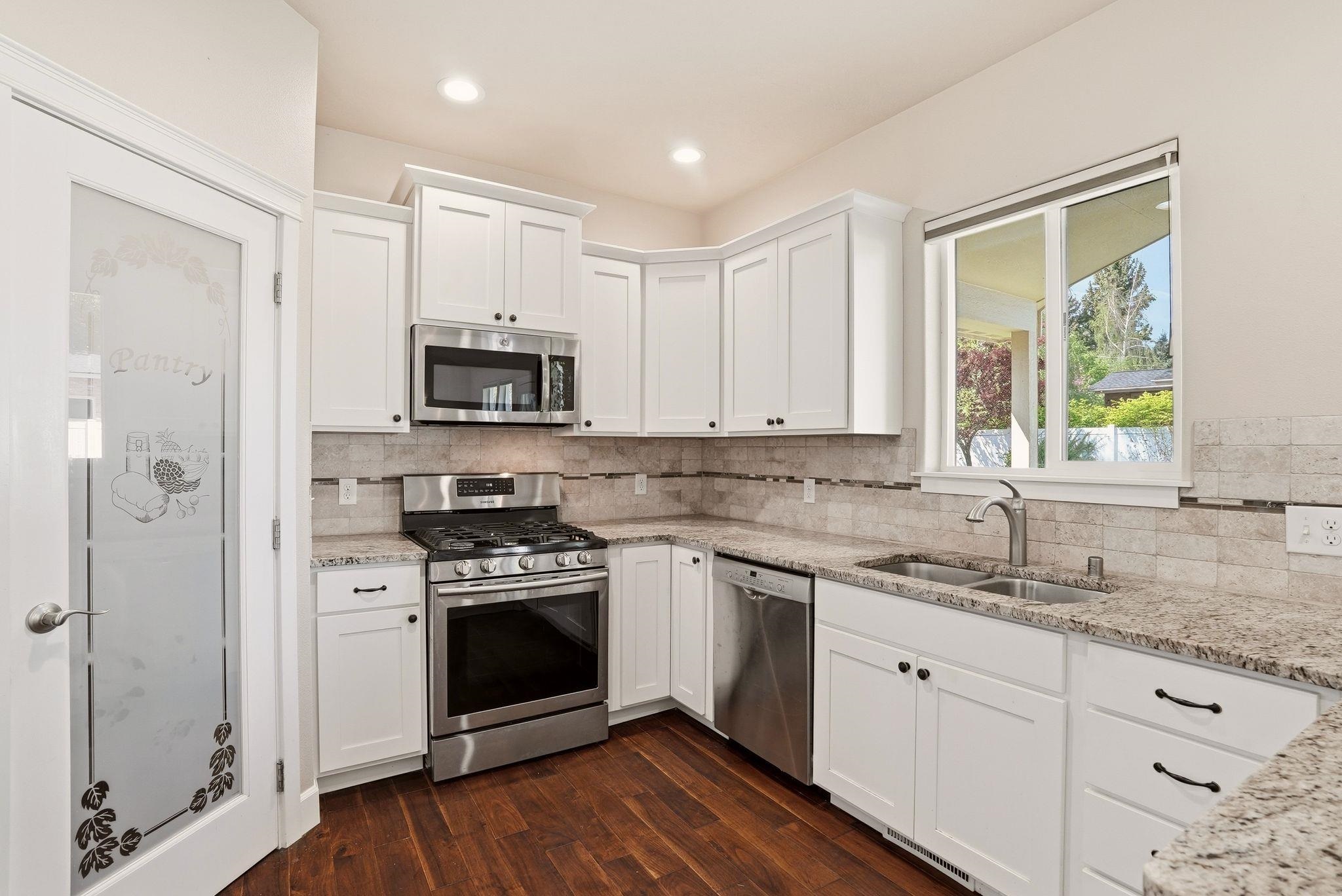 7521 N E St - Photo 15