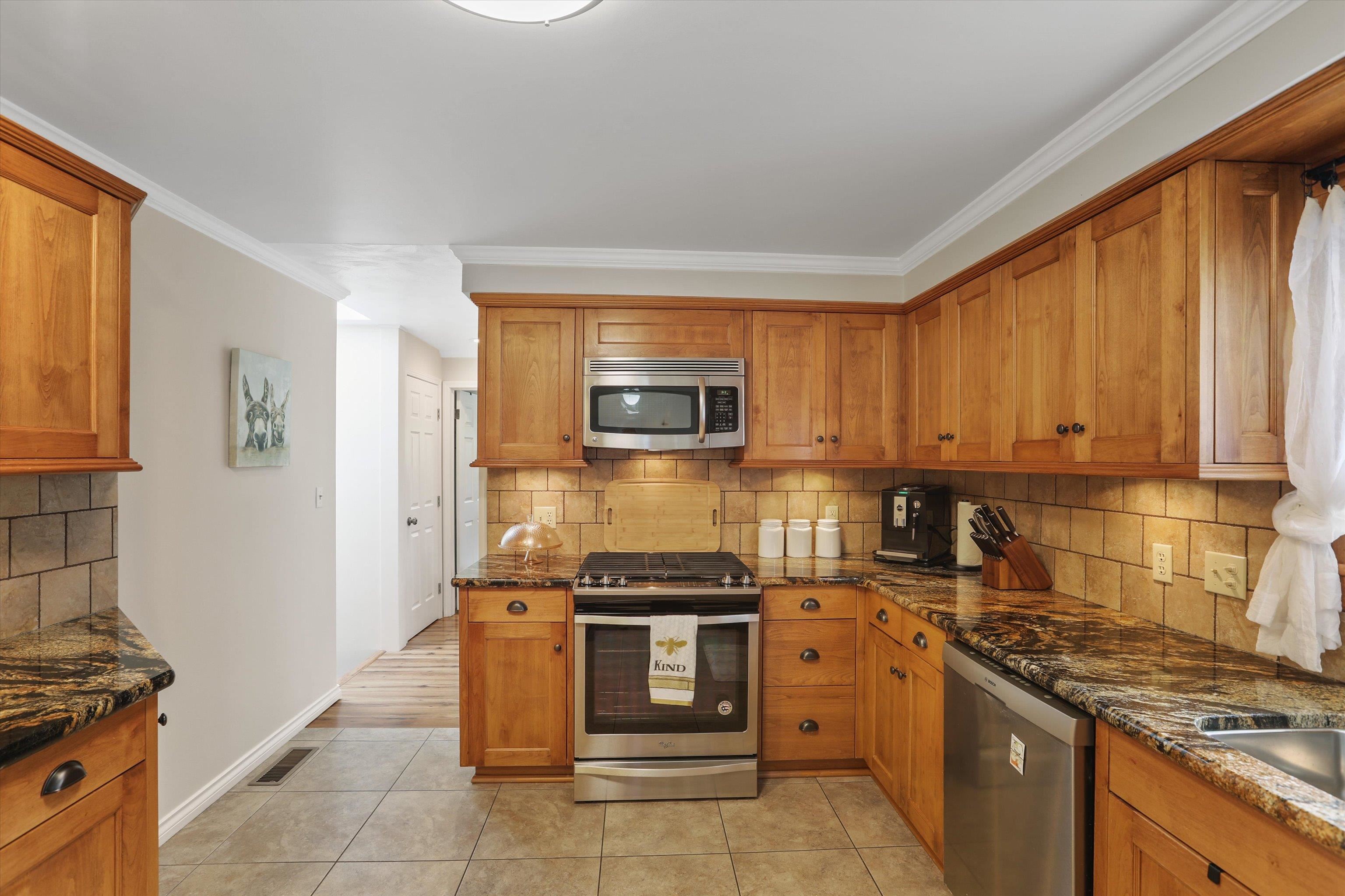 6621 N Moore St - Photo 13