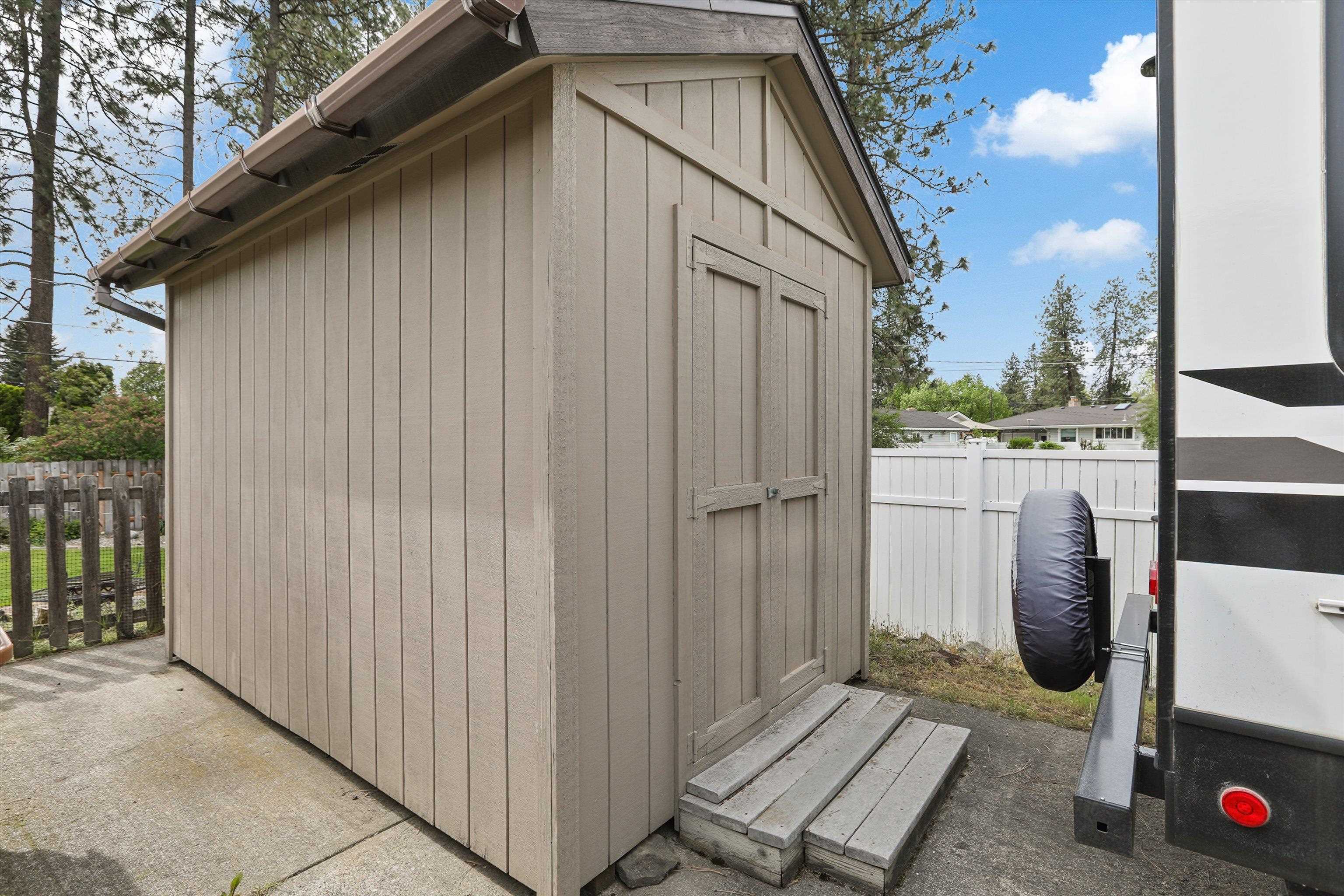 6621 N Moore St - Photo 35