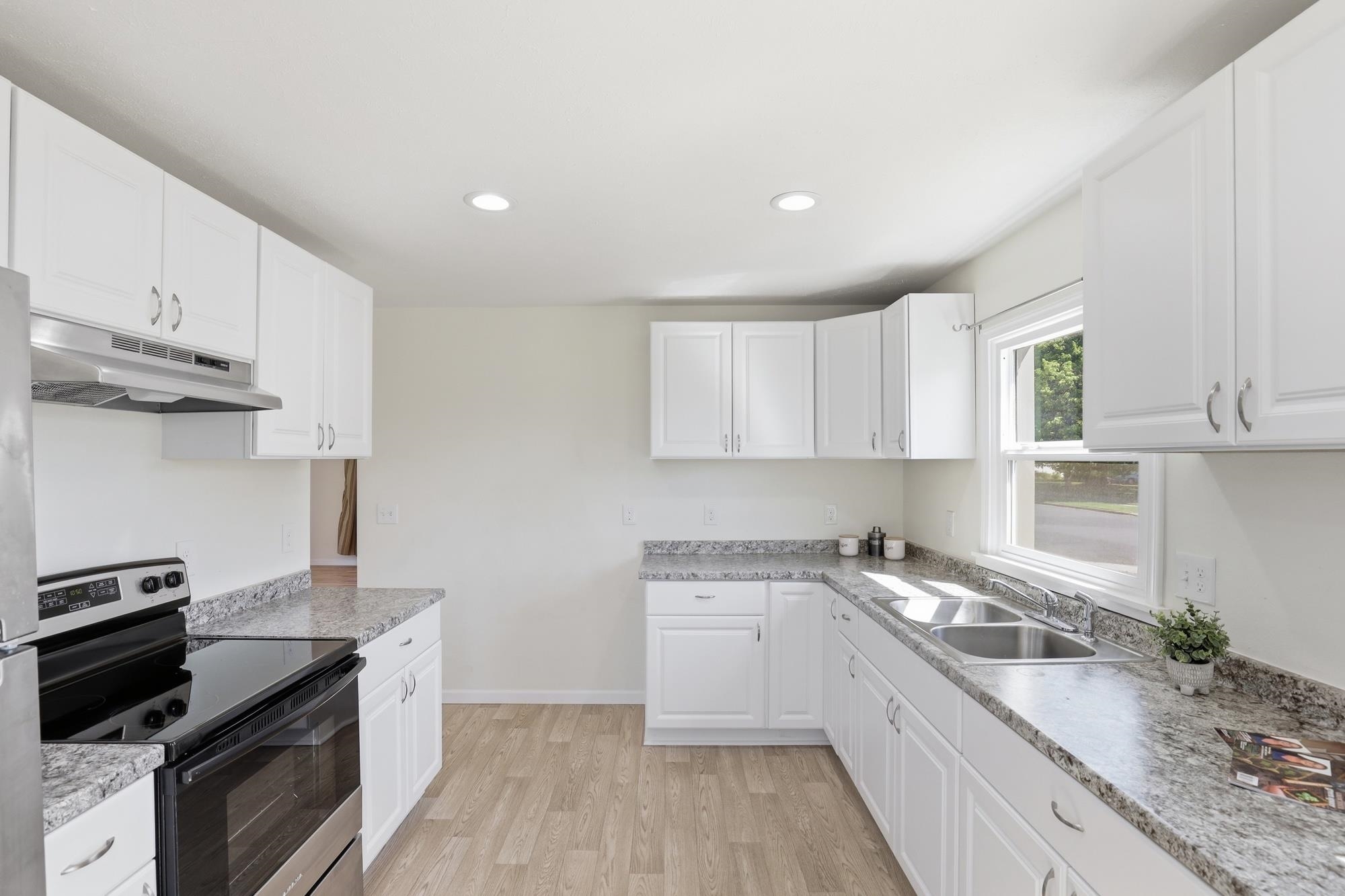 5521 N Madison St - Photo 14