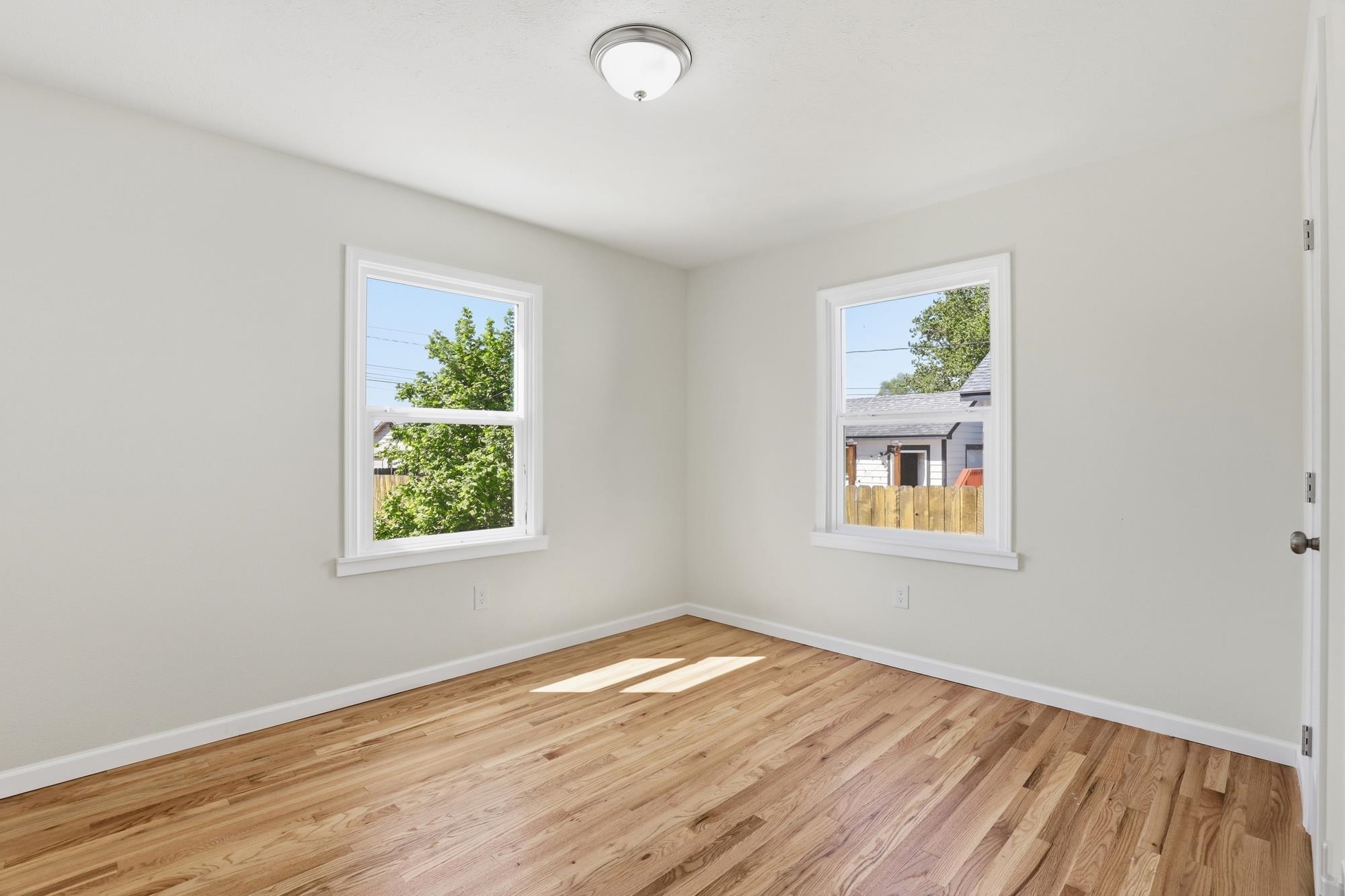 5521 N Madison St - Photo 17