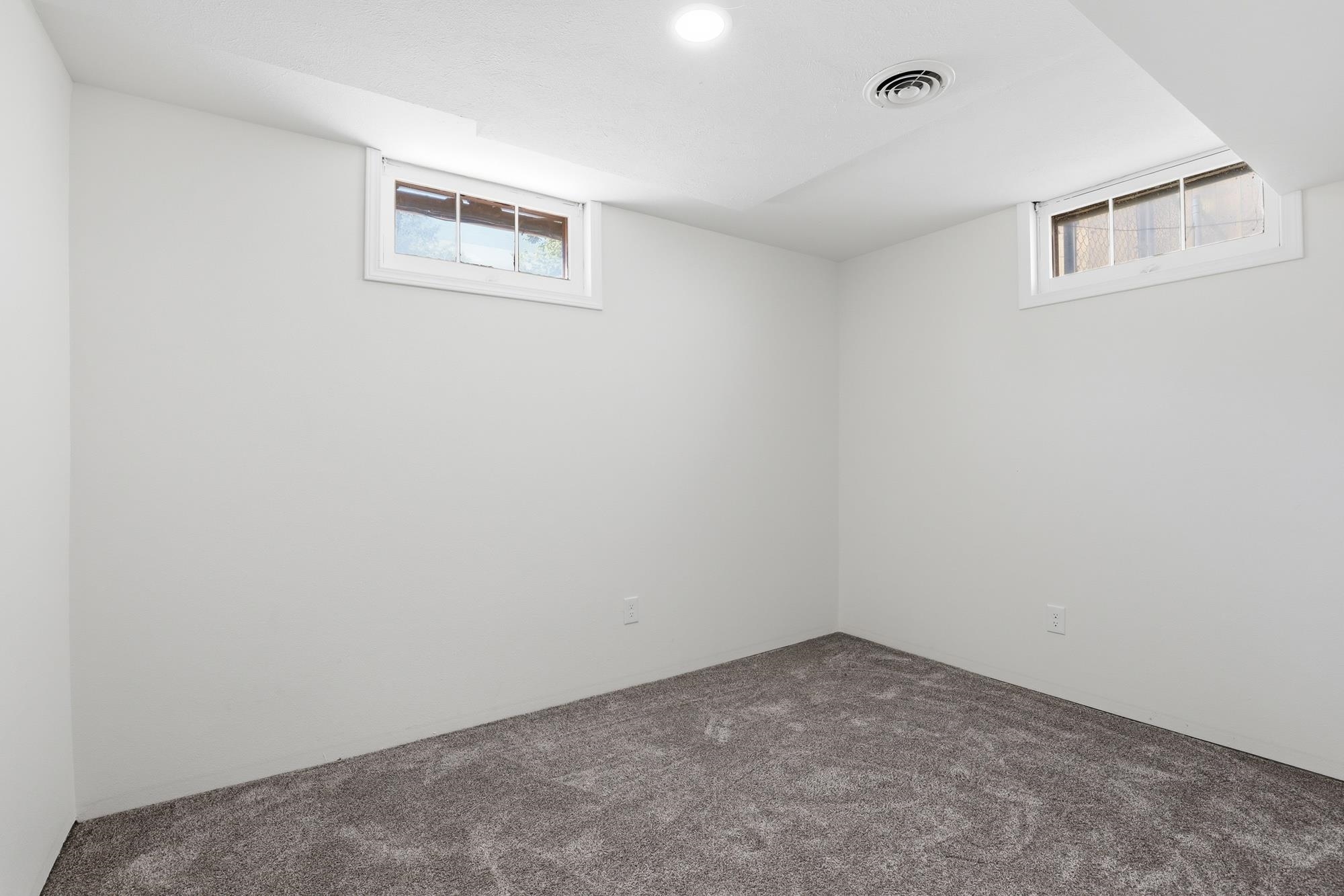 5521 N Madison St - Photo 34
