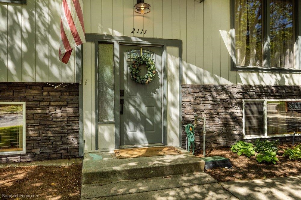 2111 E 63rd Ave - Photo 6