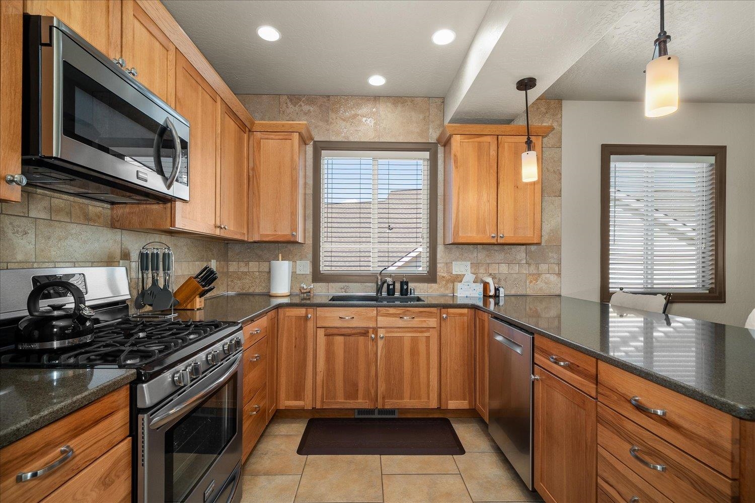 19781 E Indiana Ave - Photo 16