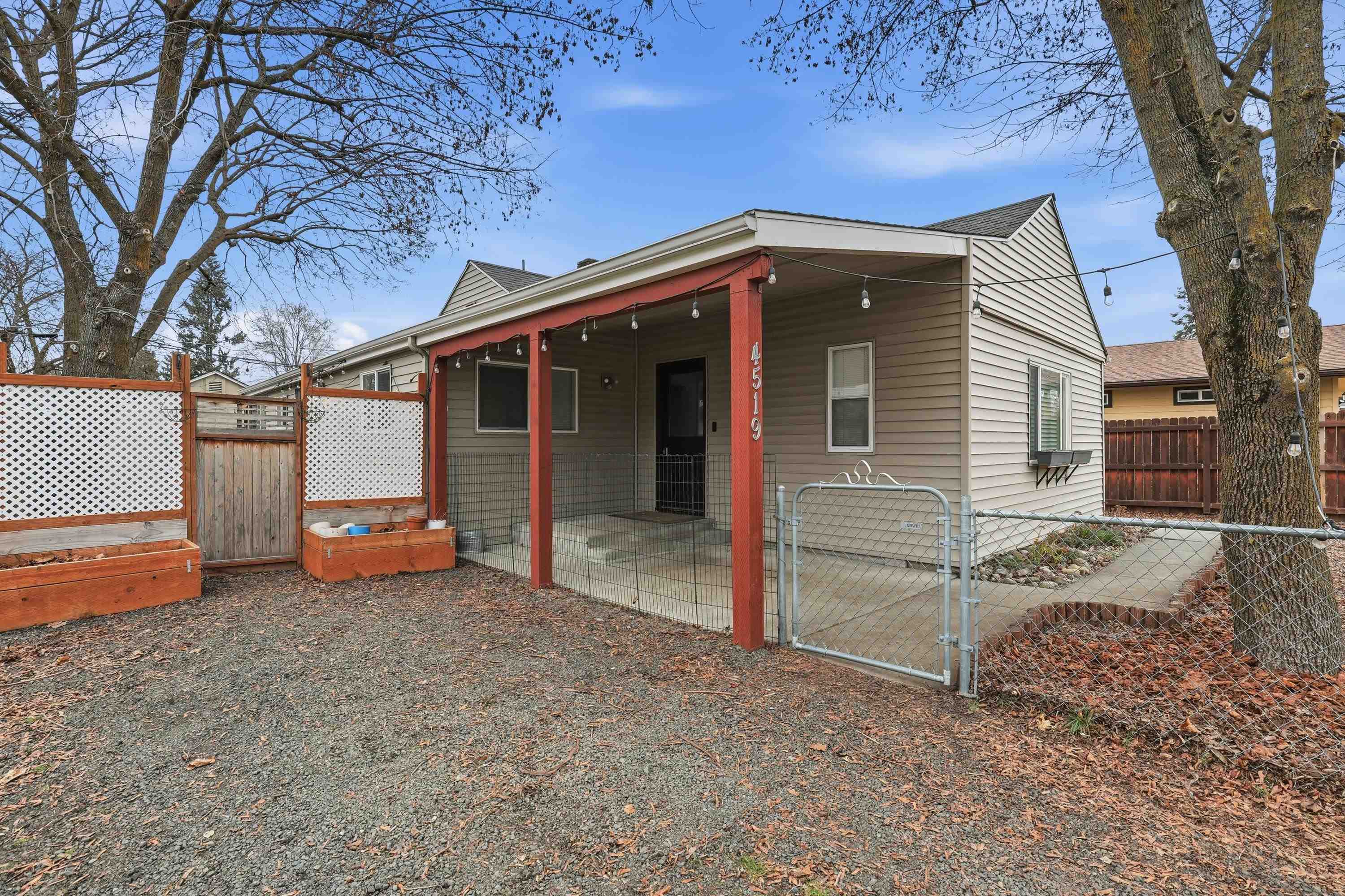 4519 E 7th Ave - Photo 3