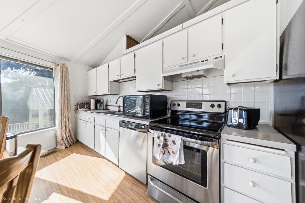 105 N Wright Blvd - Photo 13