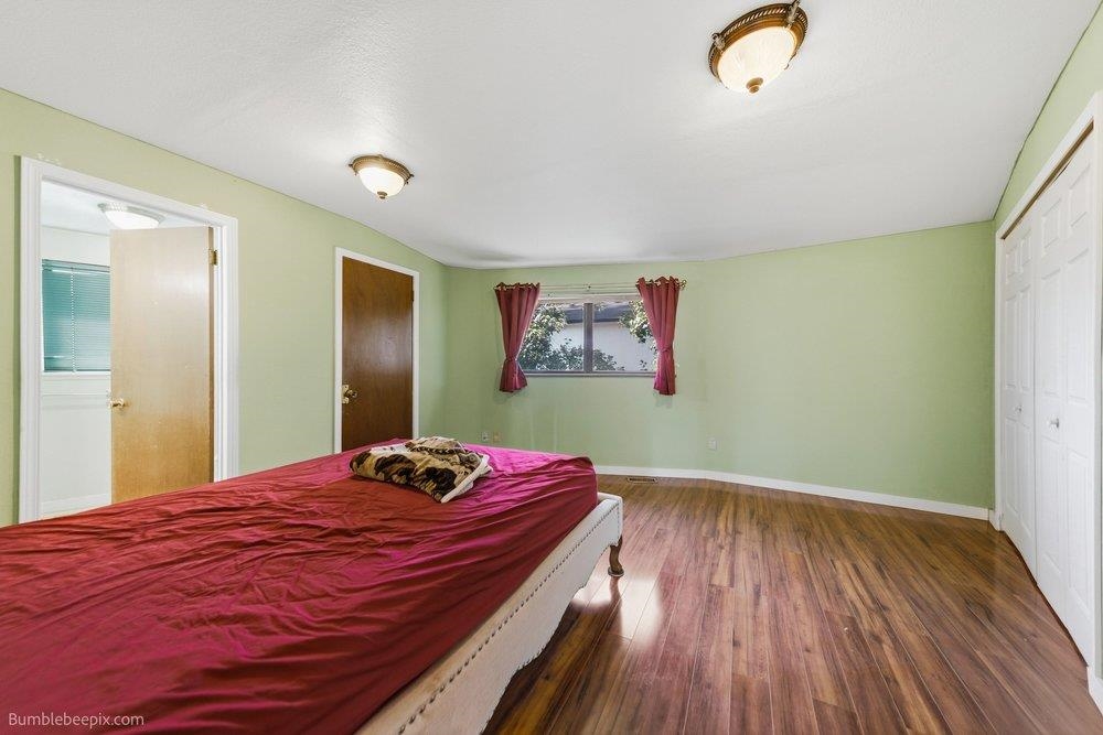 105 N Wright Blvd - Photo 15