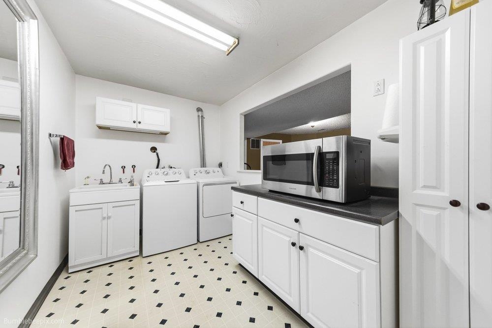 105 N Wright Blvd - Photo 23
