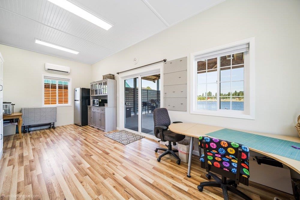 150 Guinevere Dr - Photo 12
