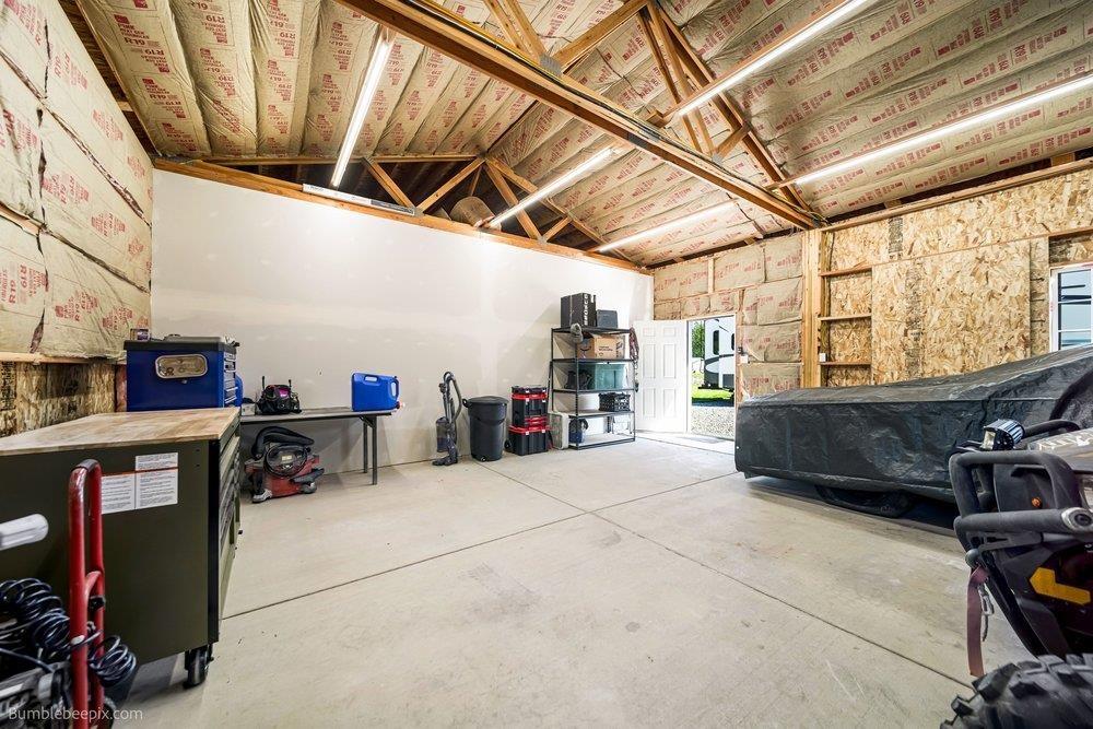 150 Guinevere Dr - Photo 17