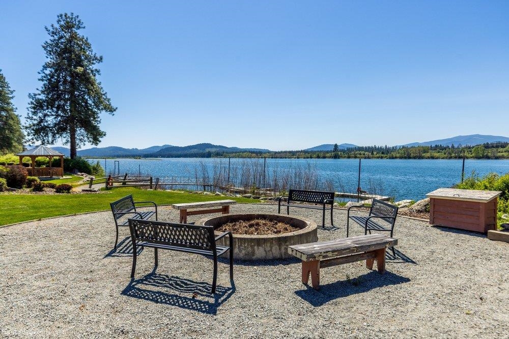 150 Guinevere Dr - Photo 35