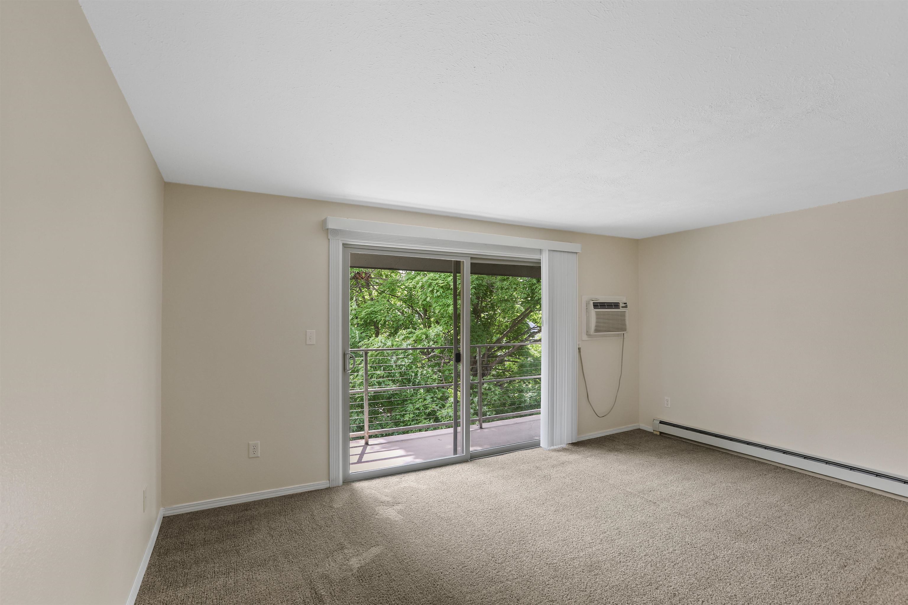 1418 W 6th Ave - Photo 8