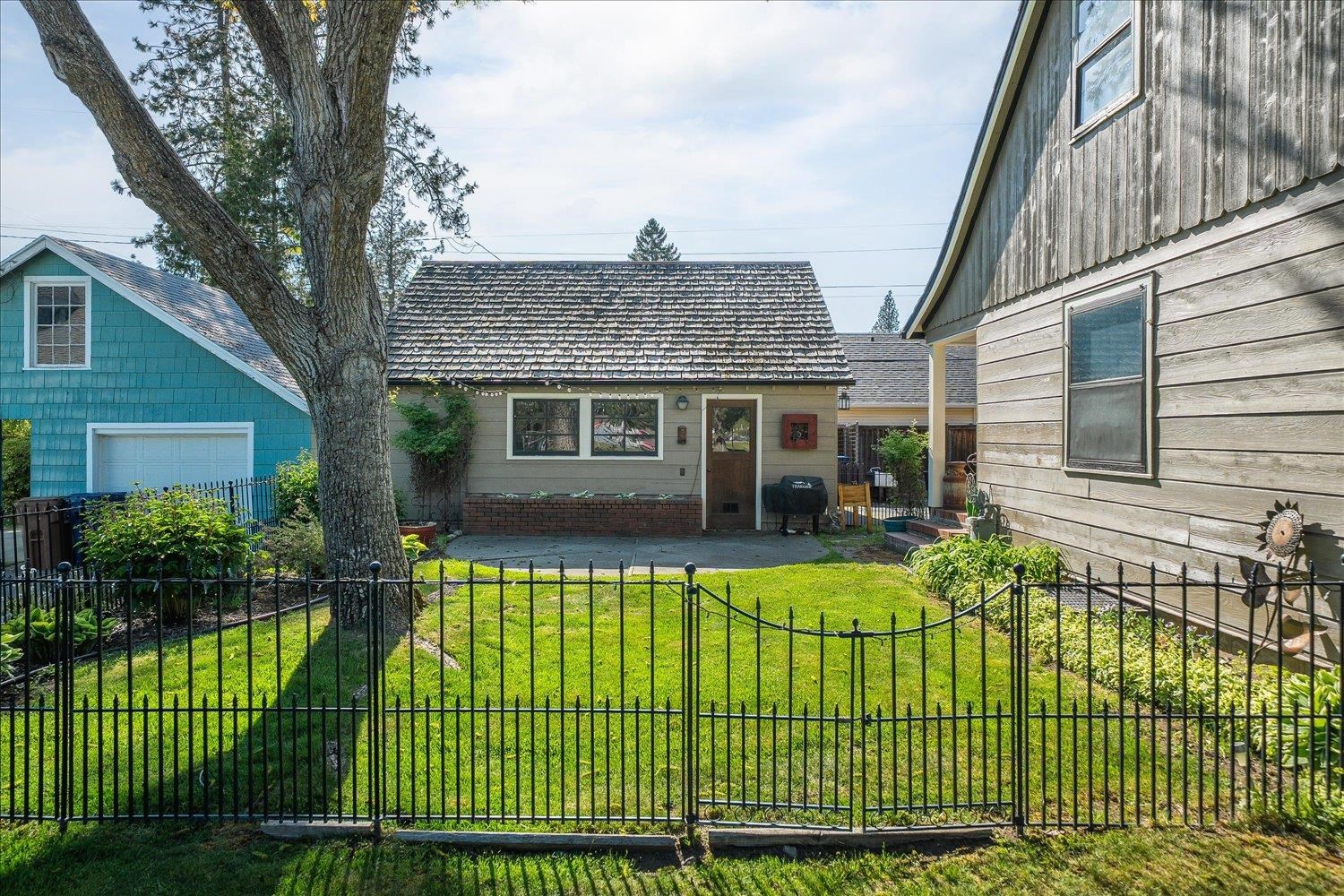 3627 N AUDUBON St - Photo 38