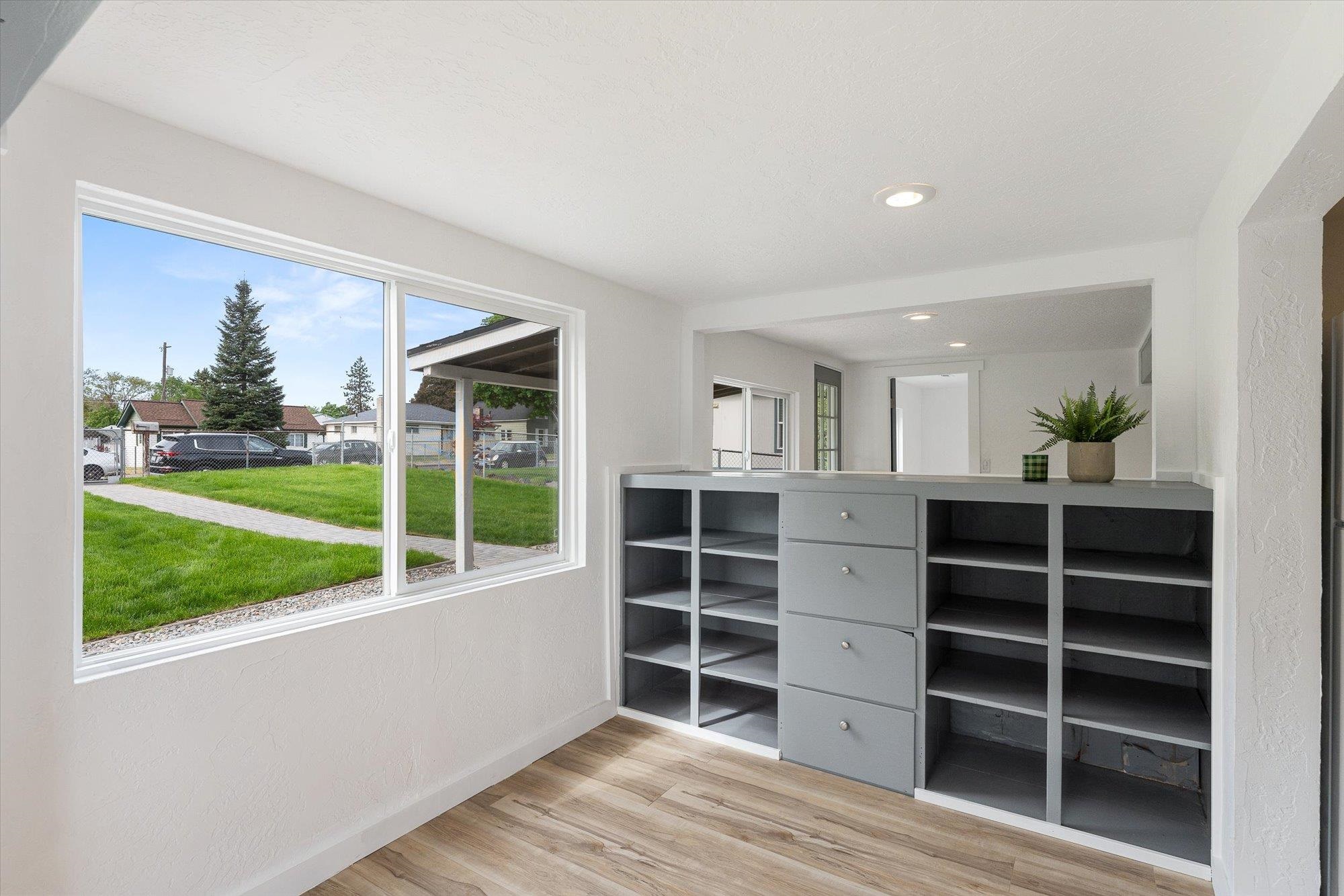 1107 E Columbia Ave - Photo 11