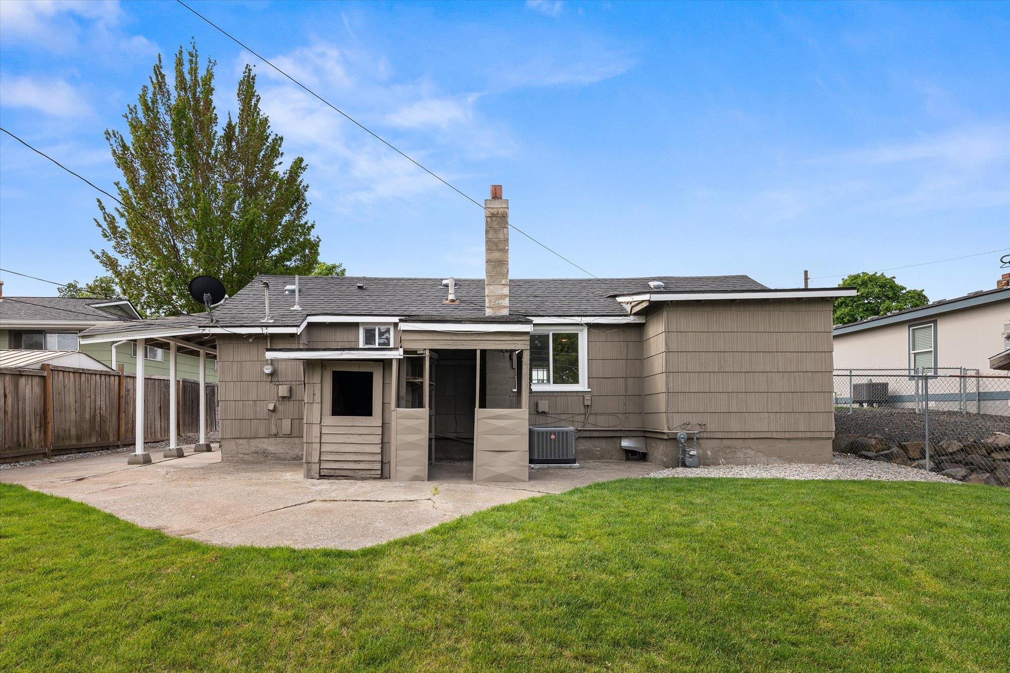 1107 E Columbia Ave - Photo 19