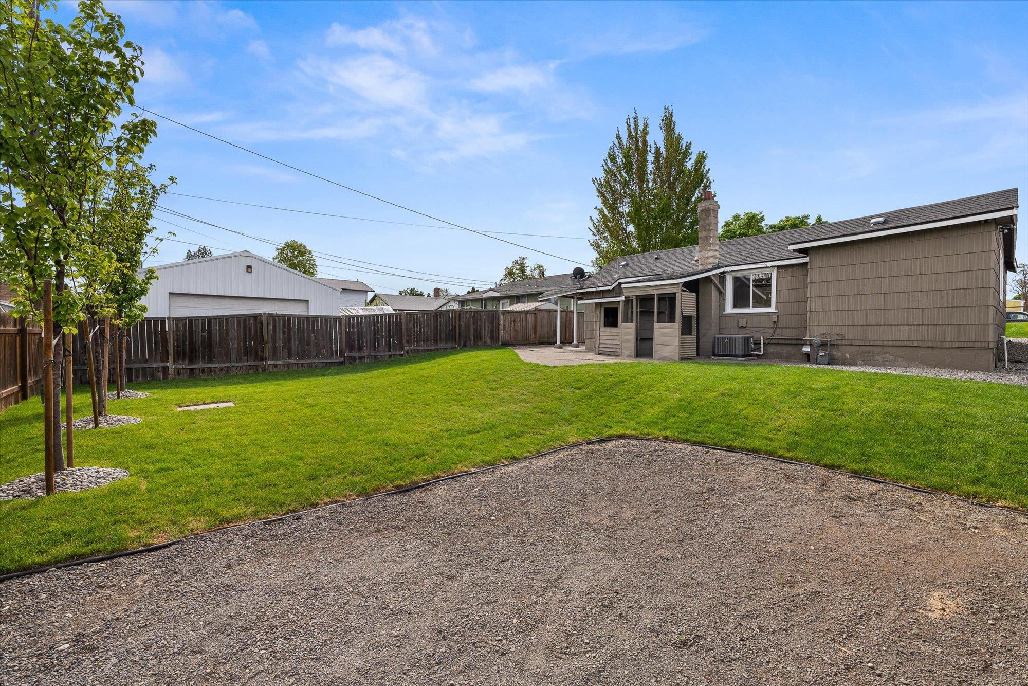 1107 E Columbia Ave - Photo 20