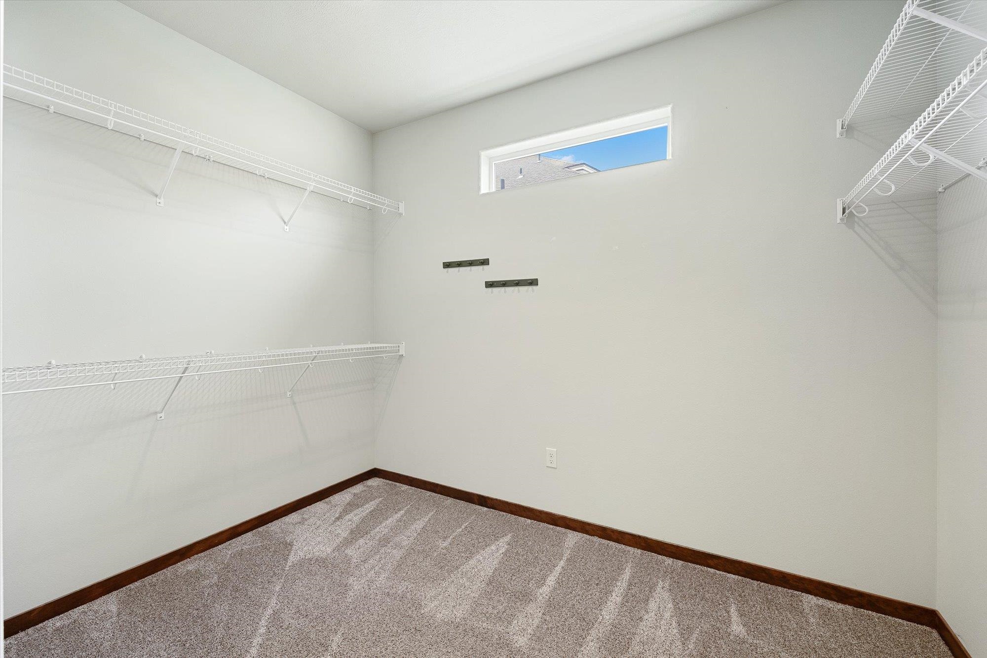 7604 N E St - Photo 10