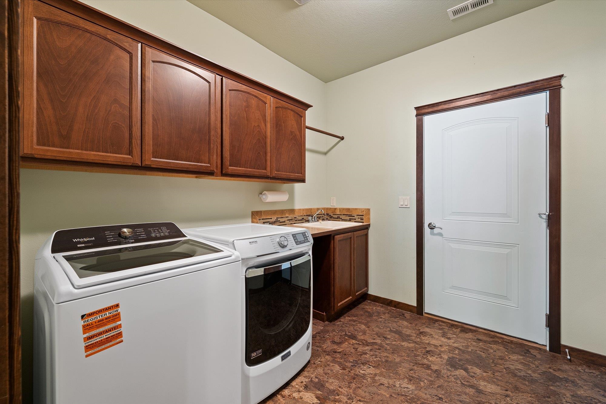 7604 N E St - Photo 18