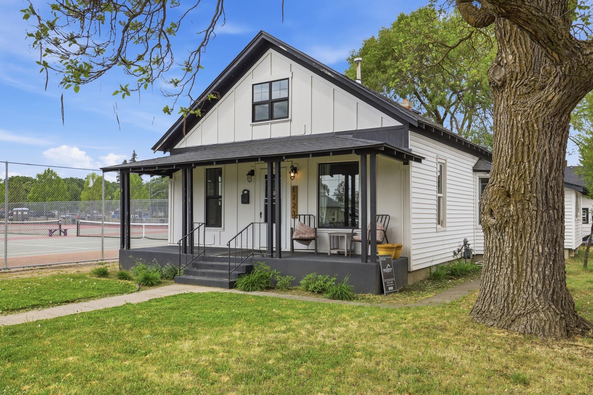 1723 E Hoffman Ave - Photo 12