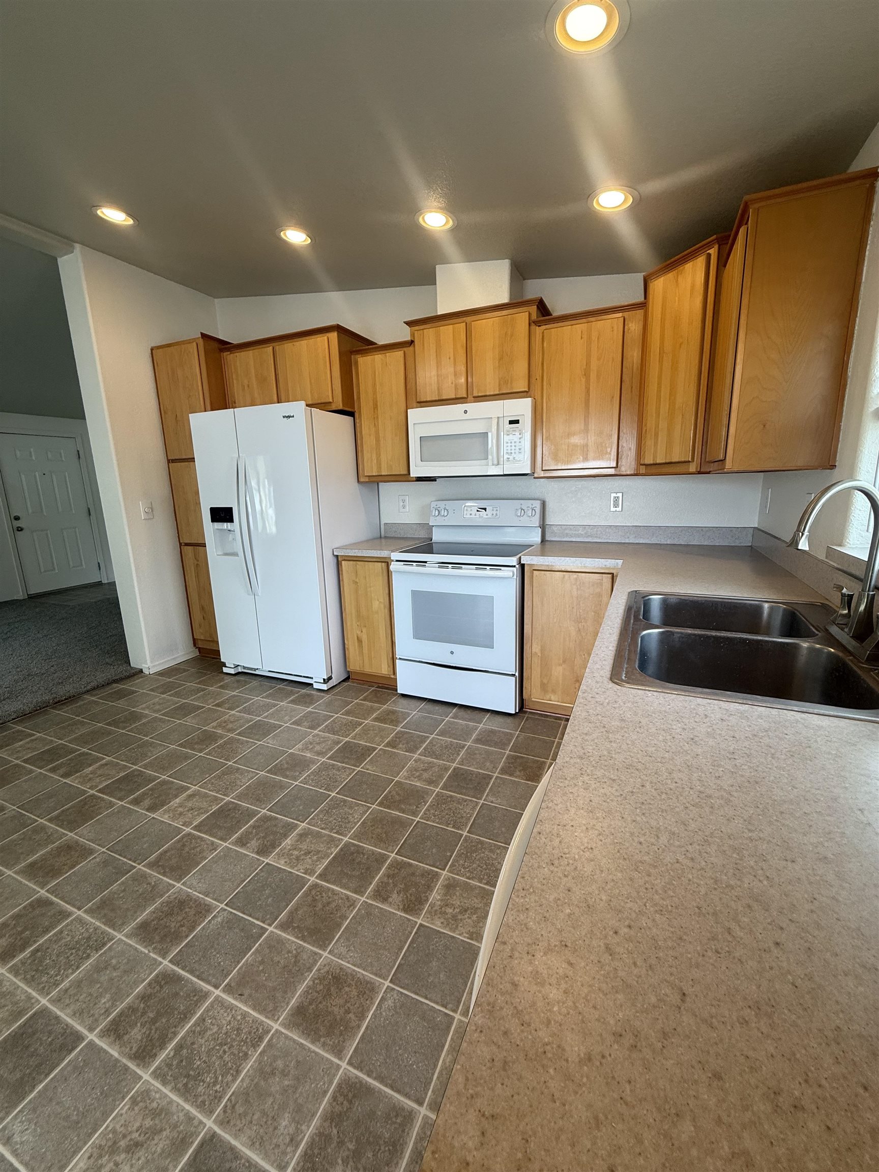 3412 E Valley Forge Ln - Photo 4