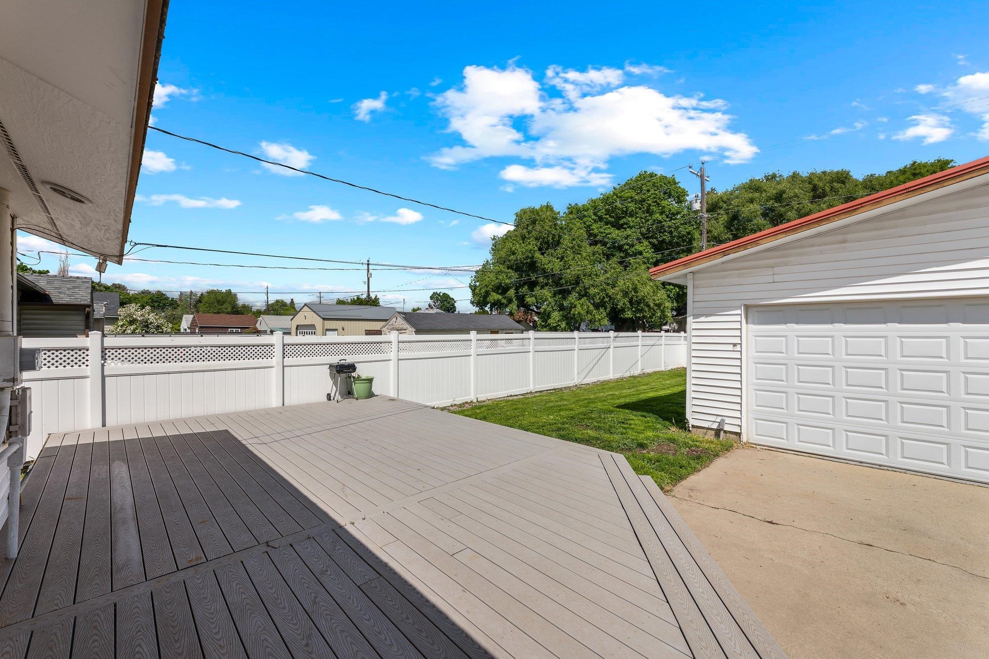 3717 E Pacific Ave - Photo 22