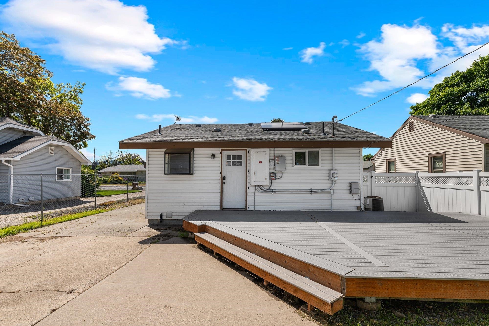 3717 E Pacific Ave - Photo 23