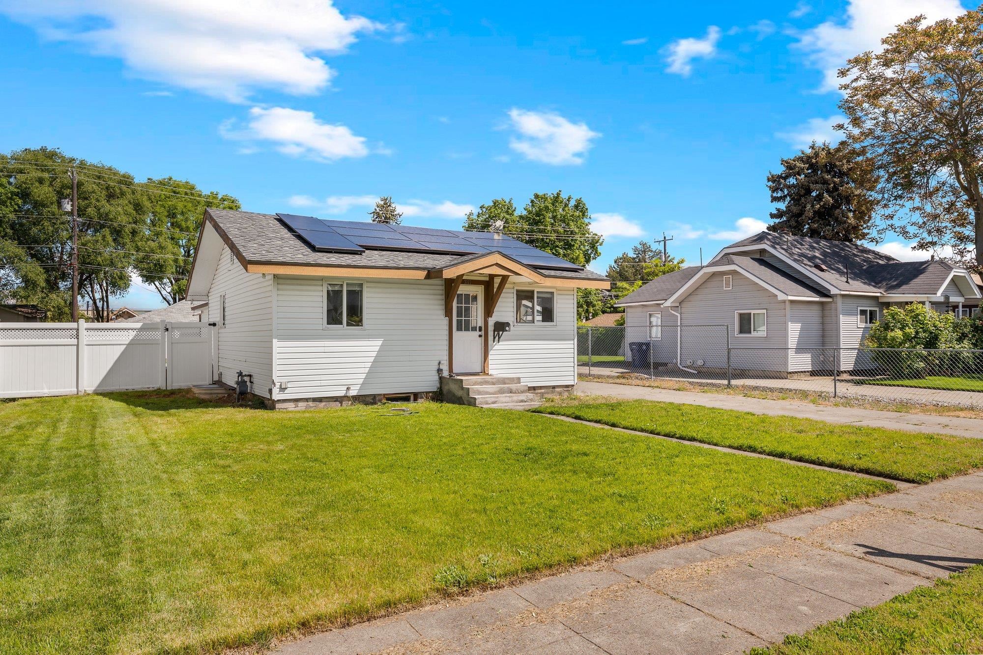 3717 E Pacific Ave - Photo 29