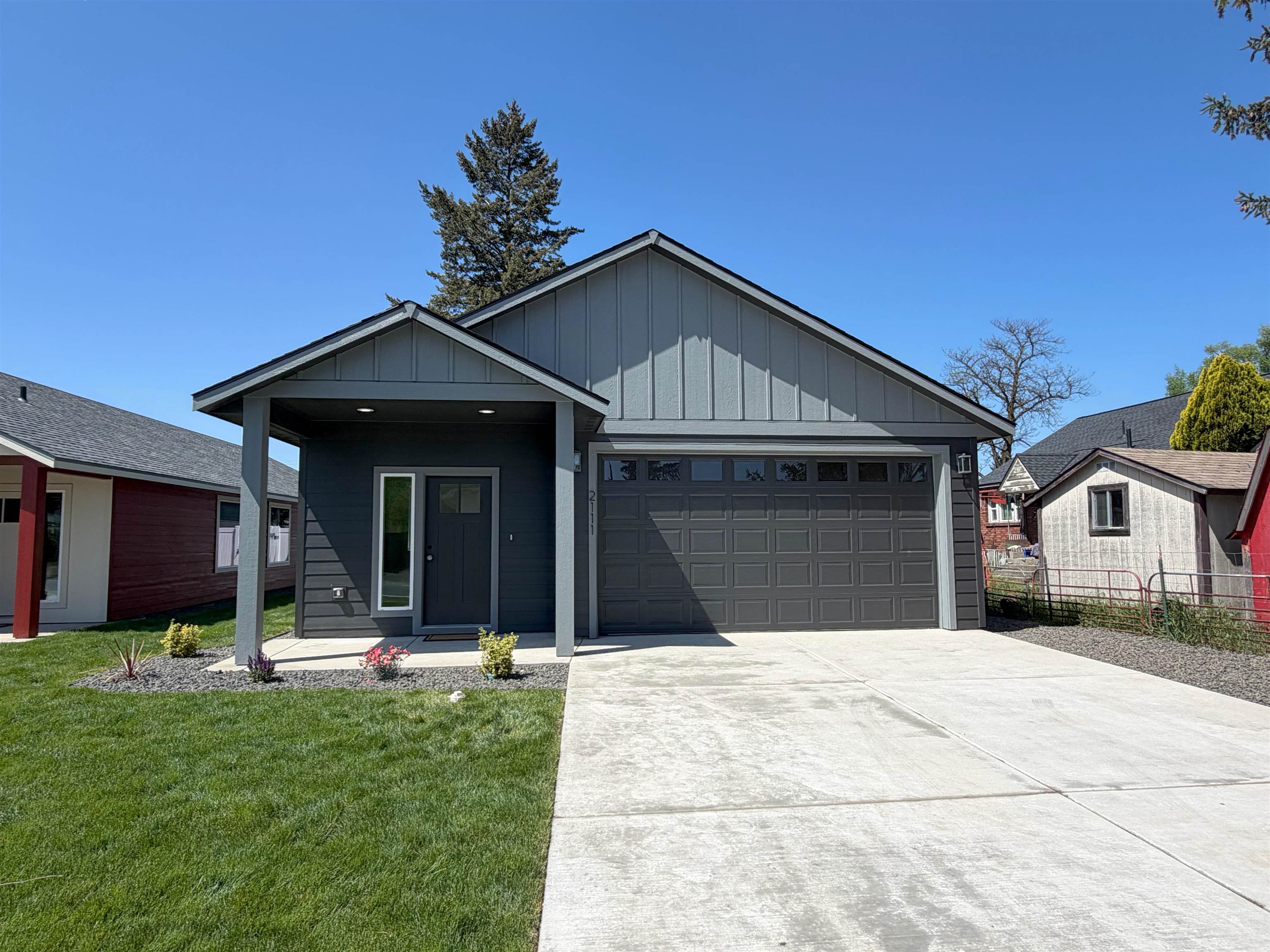 2111 N Sipple Rd - Photo 1