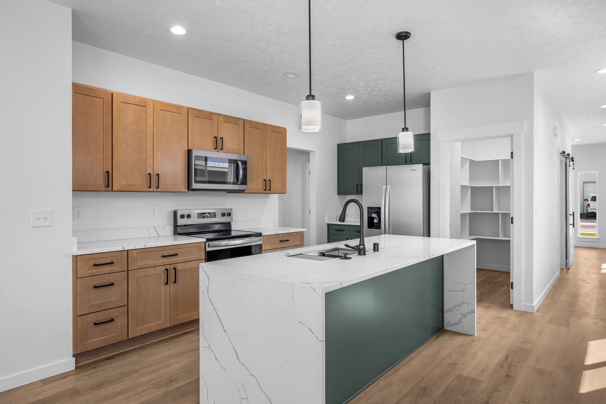 2111 N Sipple Rd - Photo 6