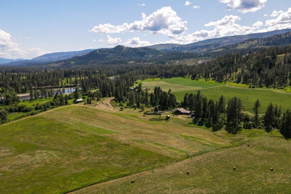 2447 Pierre Lake Rd - Photo 2