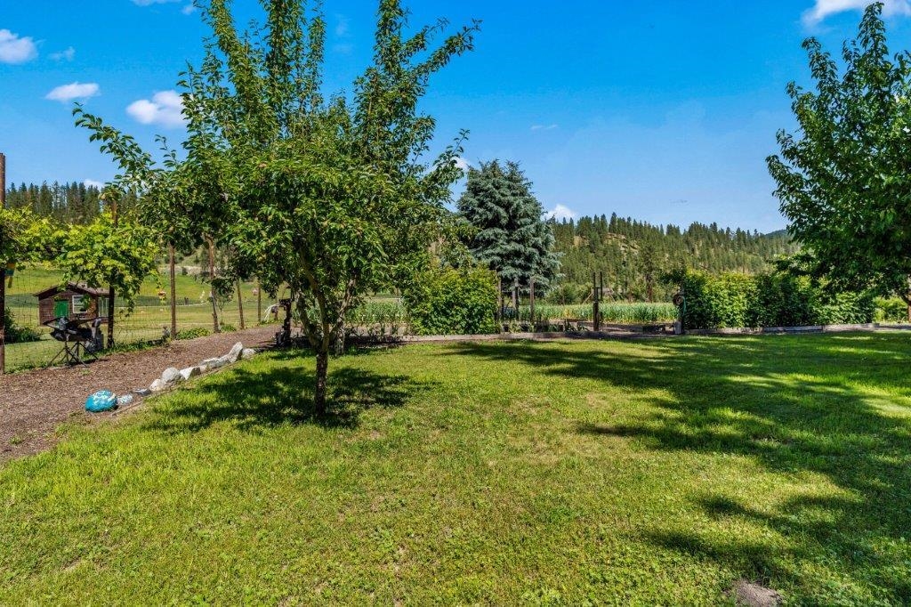 2447 Pierre Lake Rd - Photo 29