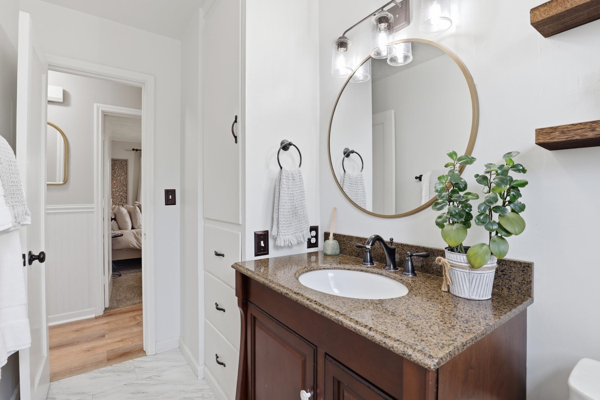 1311 E 41st Ave - Photo 15