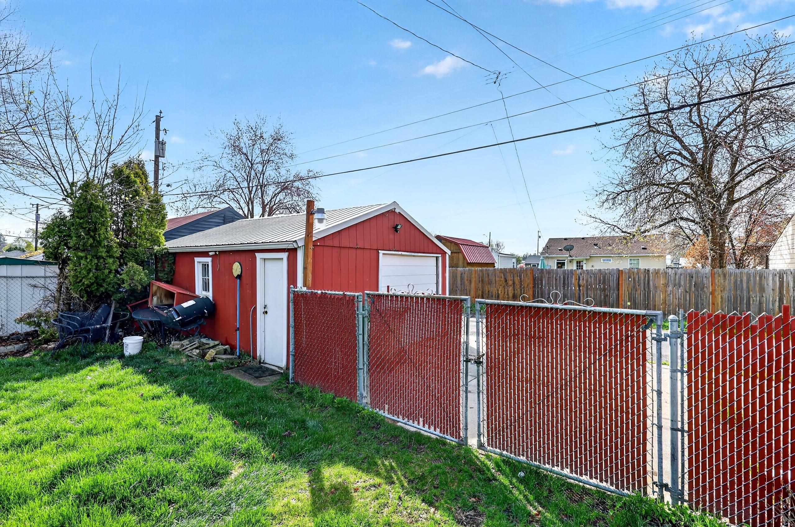 824 E Joseph Ave - Photo 31