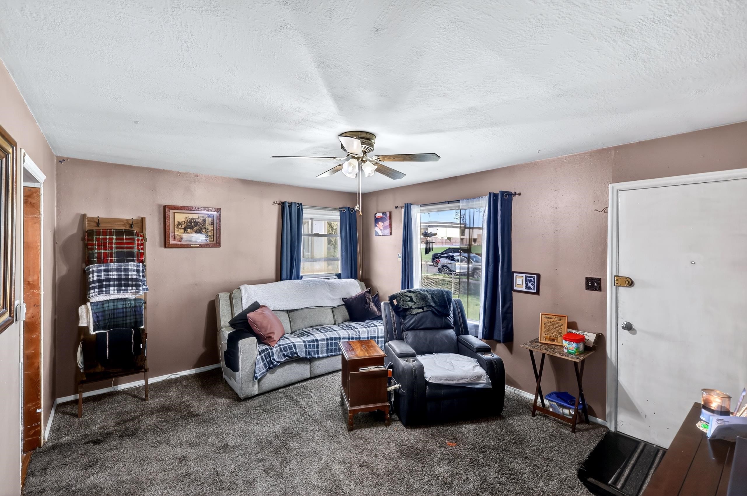 824 E Joseph Ave - Photo 8