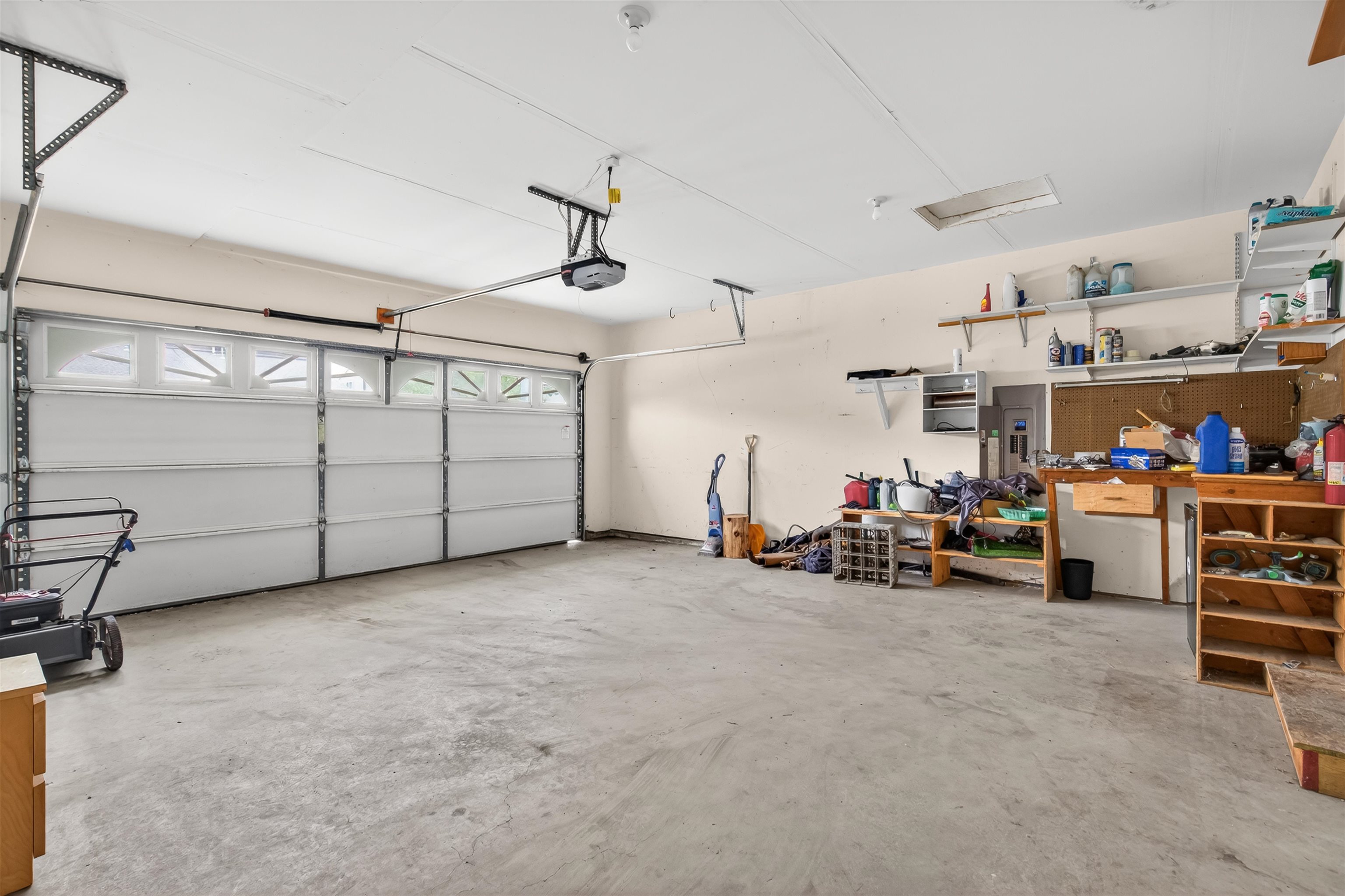 253 NW Clay Ct - Photo 20